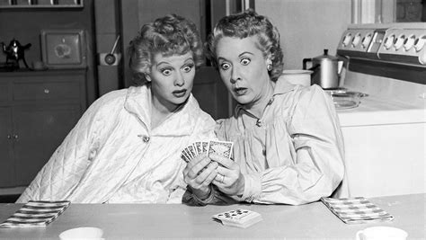  I Love Lucy - Yksi Naireista ja Komiikasta Raittiusliikkeen Vastustajana!