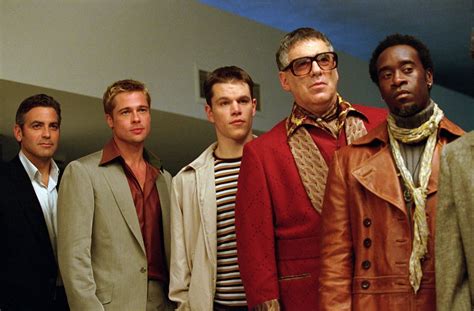 Ocean's Eleven - Hämmentävän hienosti koreografioitu ryöstö ja täydellinen näyttelijäkokoonpano!